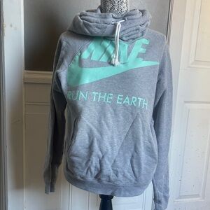 Nike Heather Gray Hoodie with Aqua Logo M Run the Earth